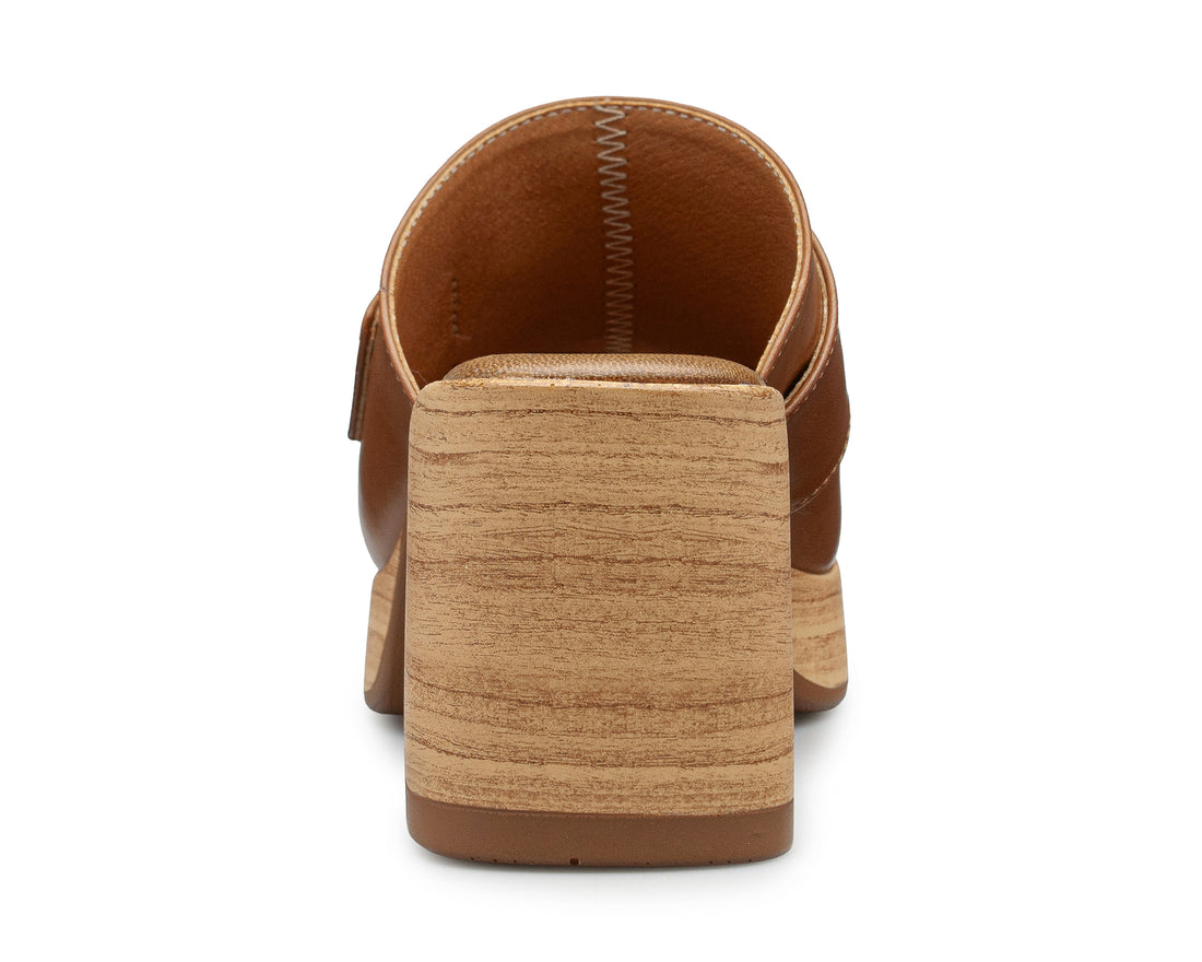 Dockers® Maxima D1127422 Tan
